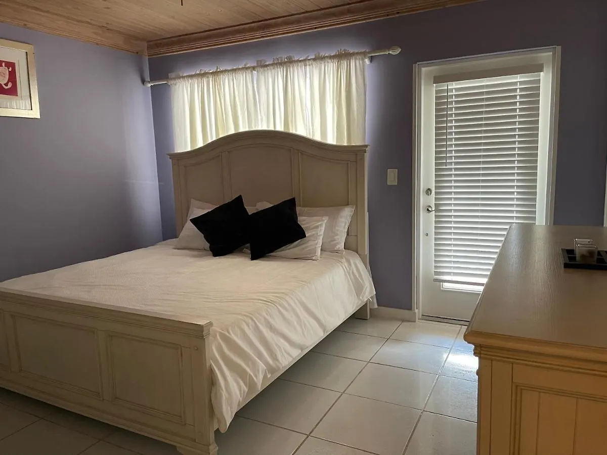 Sapphire Garden Townhouses George Town