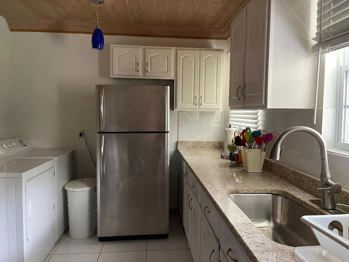 Villa Sapphire Garden Townhouses George Town Bahamas