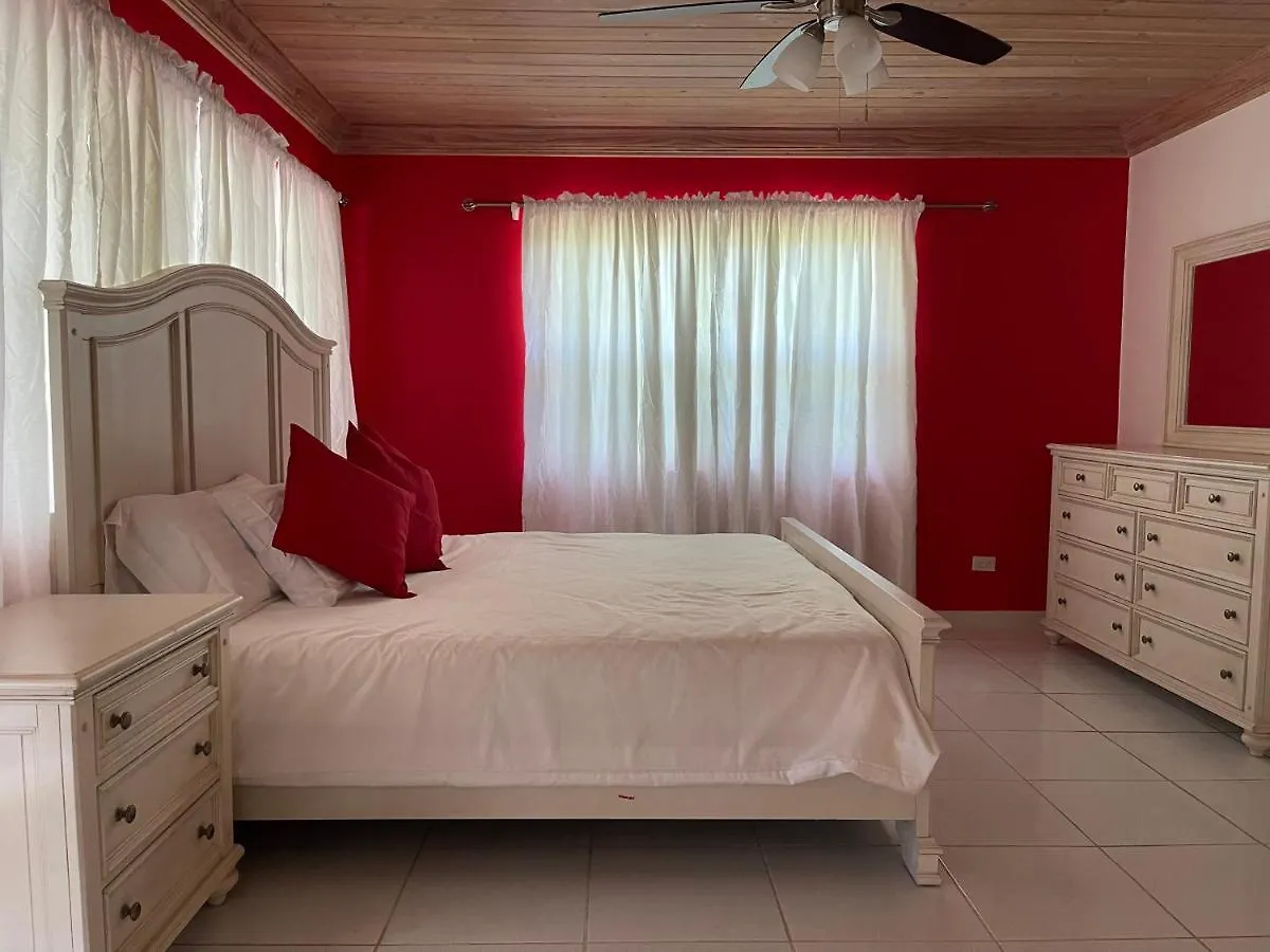 Villa Sapphire Garden Townhouses George Town