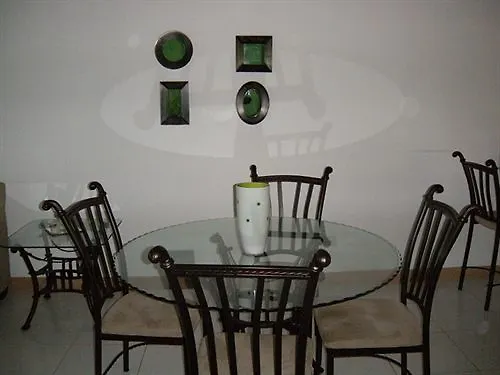 Villa Sapphire Garden Townhouses George Town Bahamas