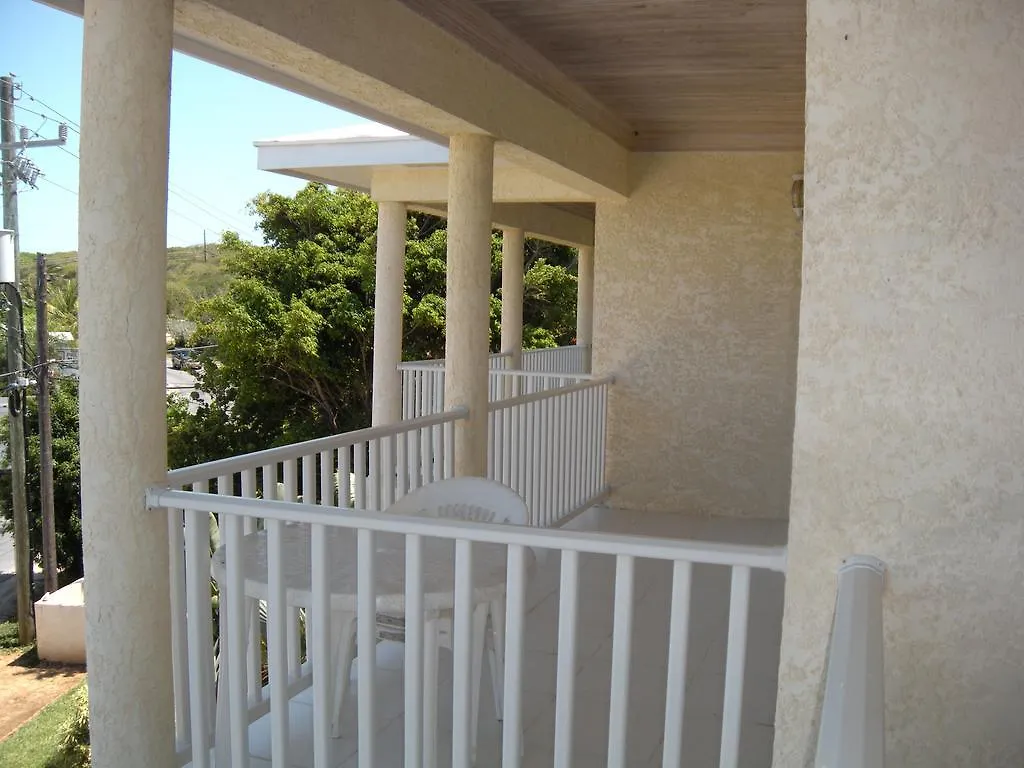 Sapphire Garden Townhouses George Town 0*,
