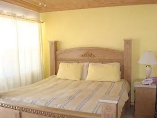 Villa Sapphire Garden Townhouses George Town Bahamas